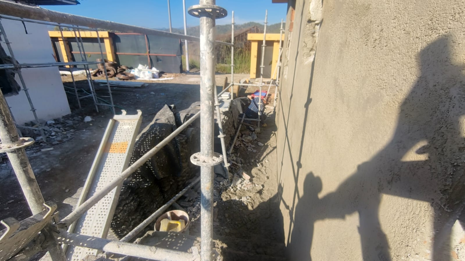 ÇALIŞ PLAJI'NA YAKIN MESAFEDE MÜSTAKİL BAHÇE VE HAVUZLU VİLLA - 3